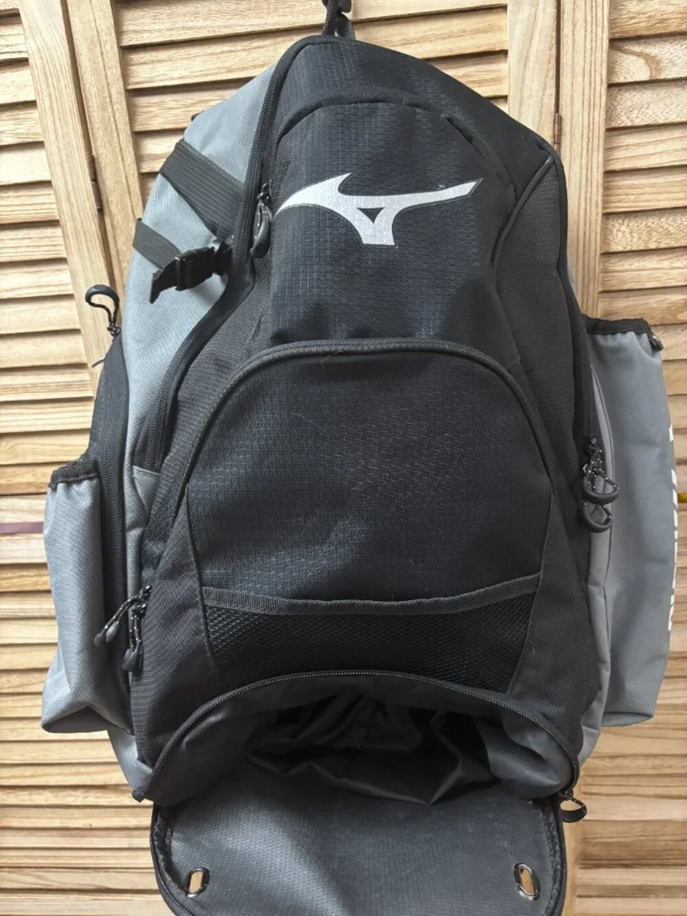 Mizuno Aerostrap Black Grey Sports Backpack 21x13